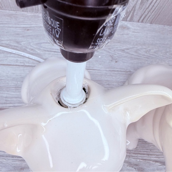 Target French bulldog cermic white lamps 2015/2016 one repairs as shown lights - Picture 7 of 15